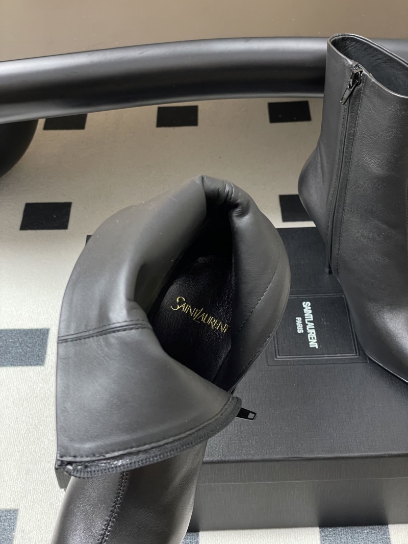 Y51 boots
